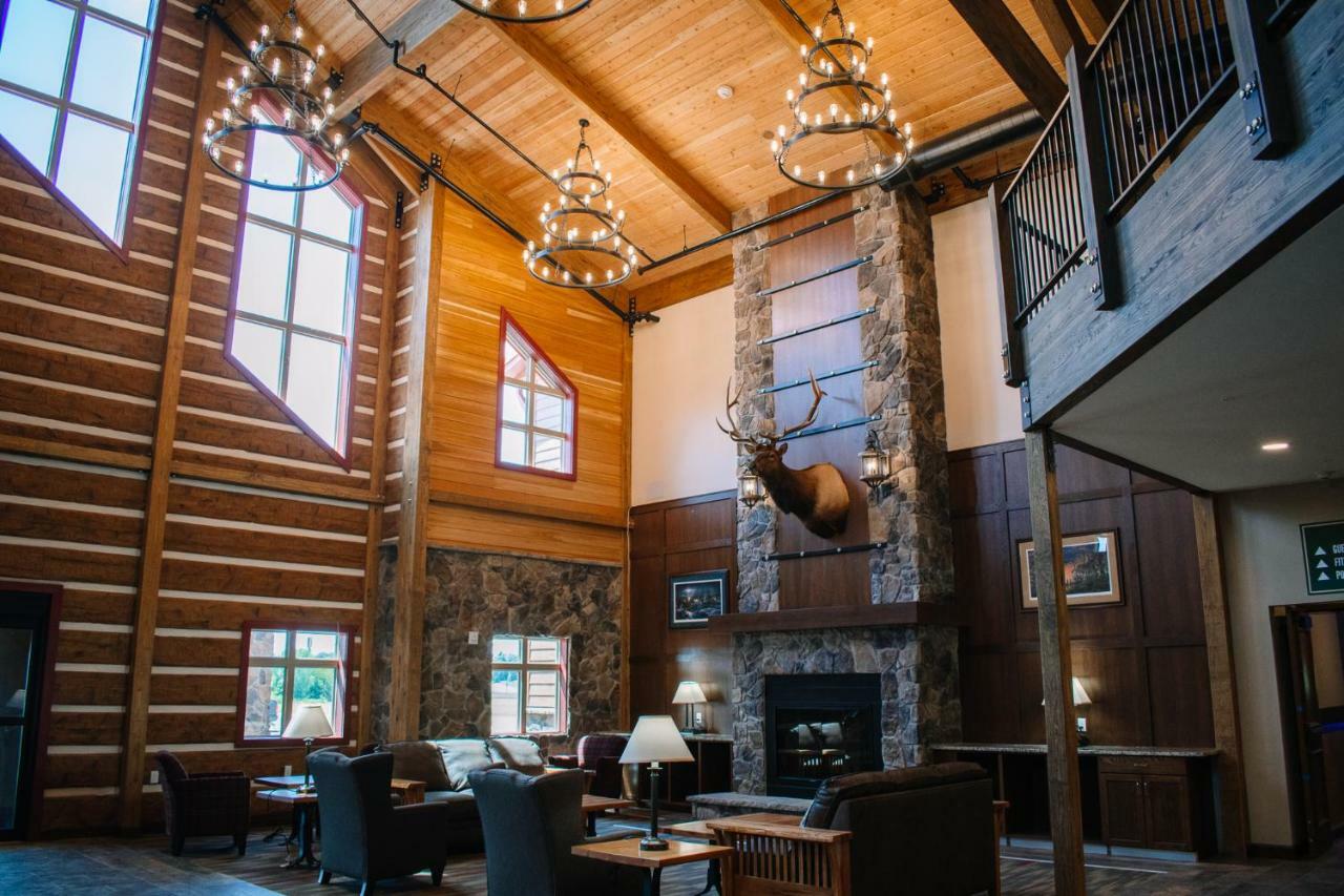 The Lodge At Mauston Ngoại thất bức ảnh